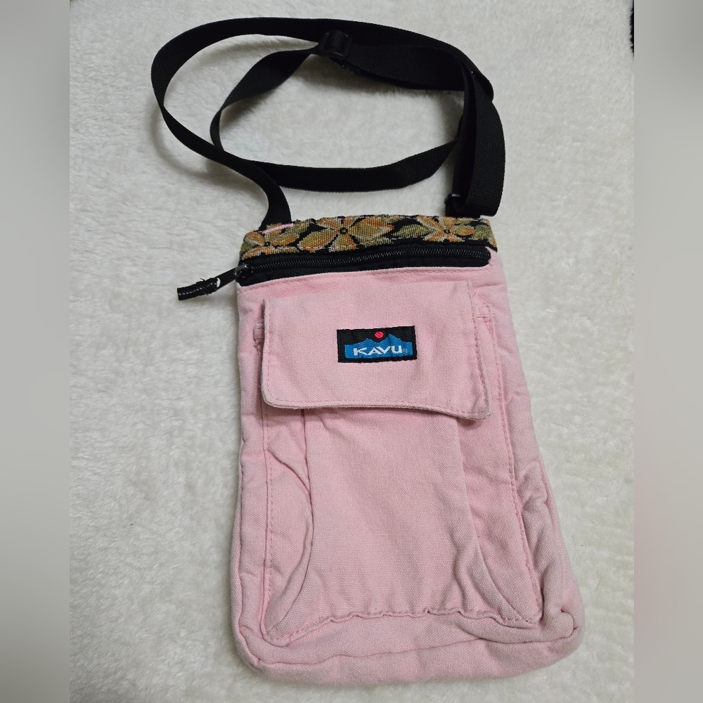 Kavu Keeper Sidewinder Mutli-Closure Pink Crossbody Bag GUC